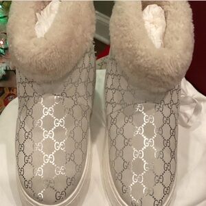Gucci Women's Cream Fur-Lined Boots